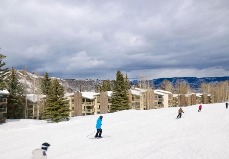 Snowmass Village 2 Bedroom Platinum-Rated Ski In, Ski Out Condo